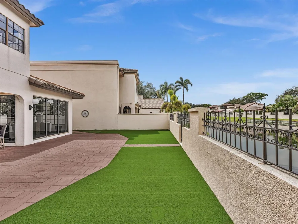 2875 Deer Creek Via Venezia Deerfield Beach, FL 33442