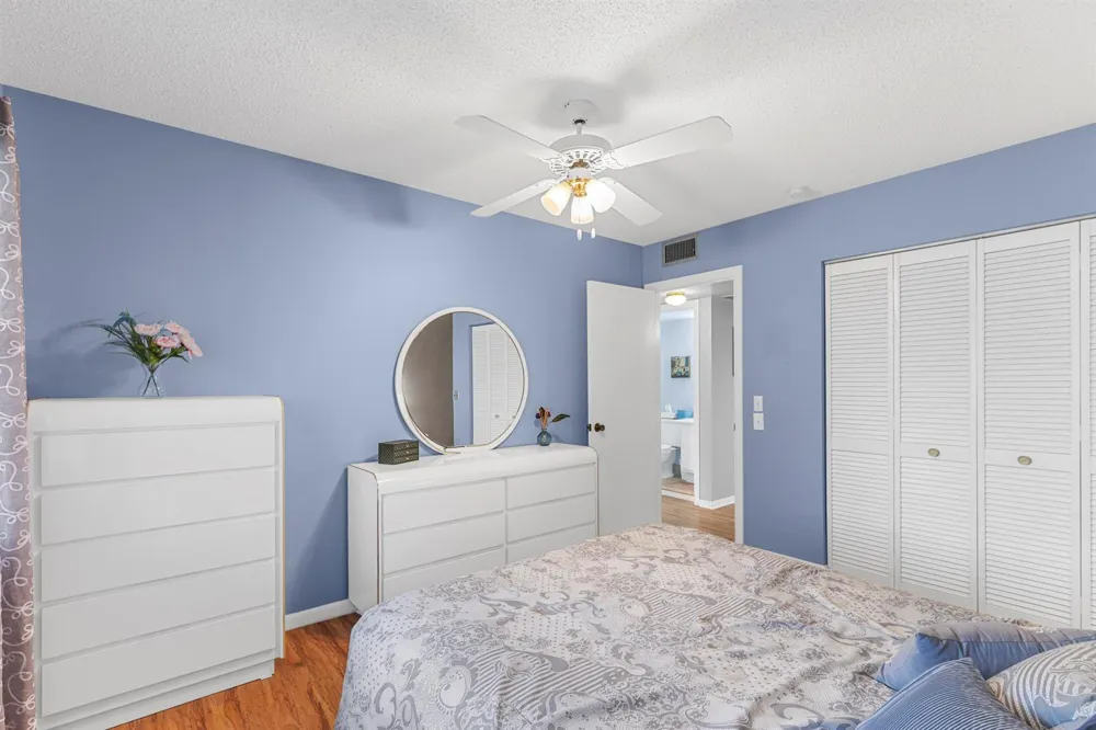 159 Newport J Deerfield Beach, FL 33442