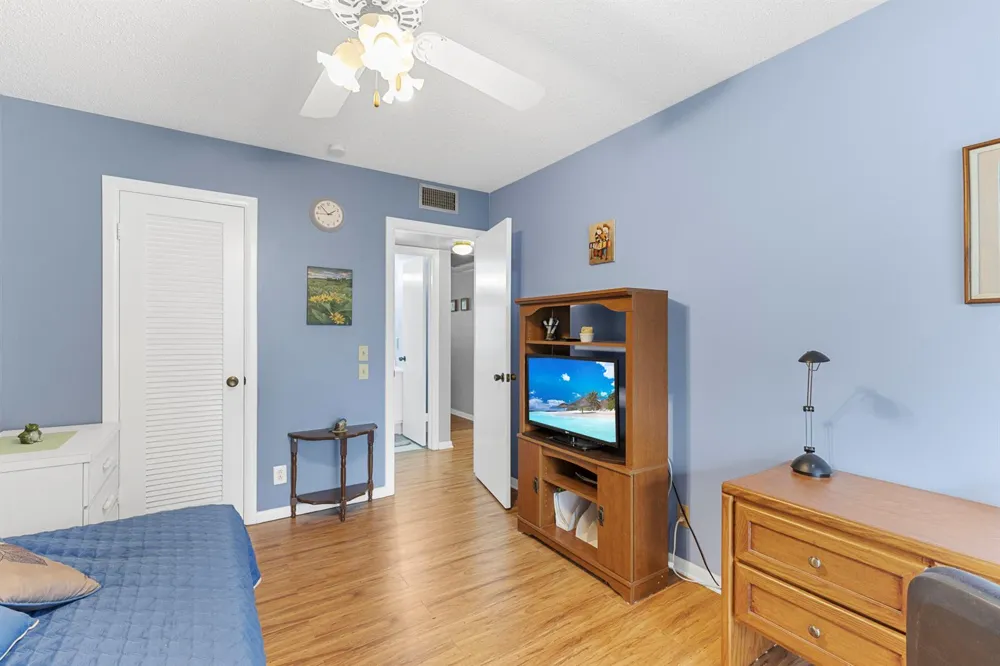 159 Newport J Deerfield Beach, FL 33442