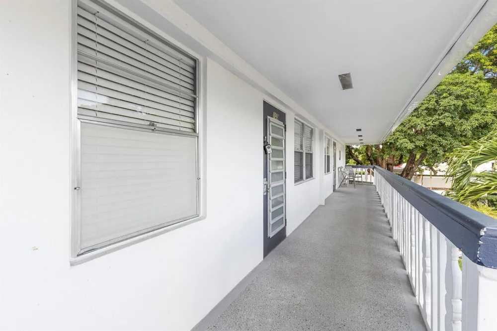159 Newport J Deerfield Beach, FL 33442