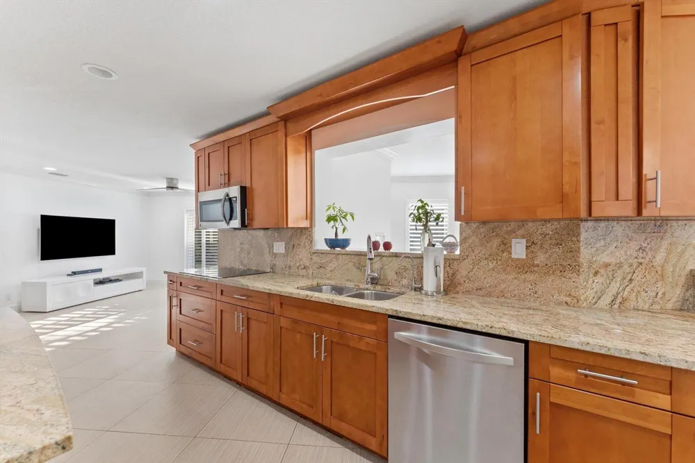 701 BUOY ROAD North Palm Beach, FL 33408