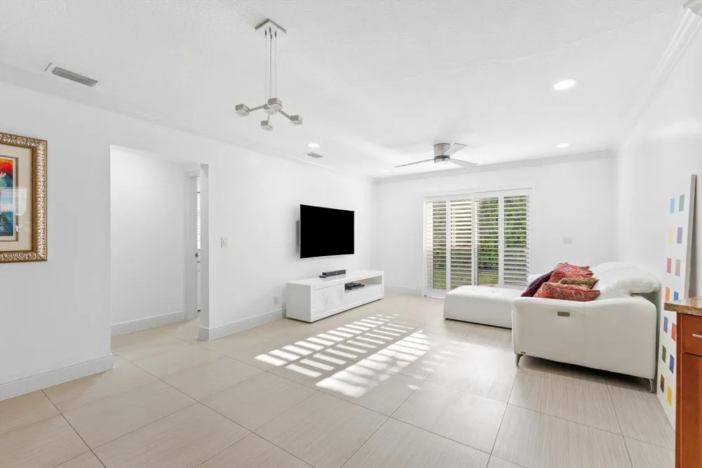 701 BUOY ROAD North Palm Beach, FL 33408