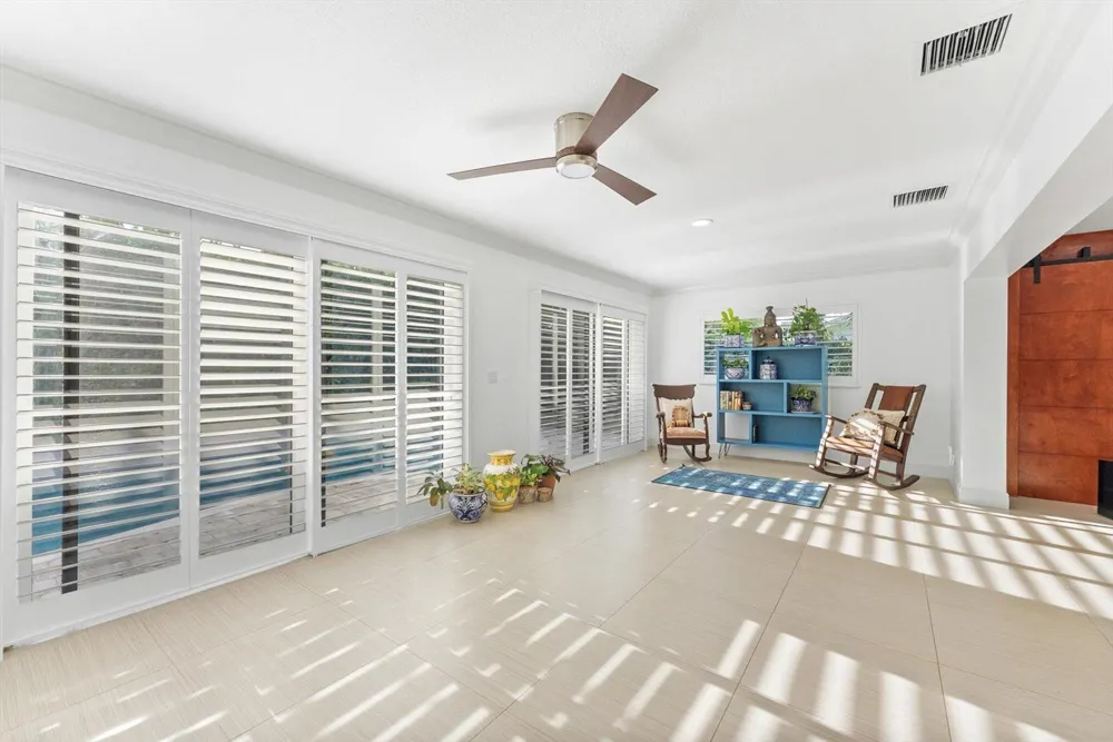 701 BUOY ROAD North Palm Beach, FL 33408