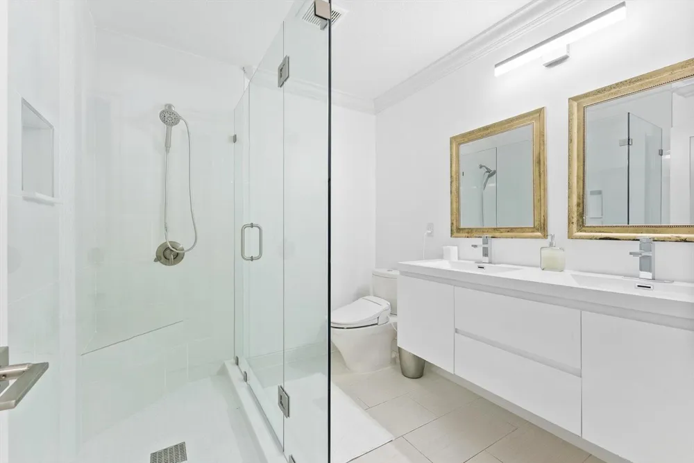 701 BUOY ROAD North Palm Beach, FL 33408
