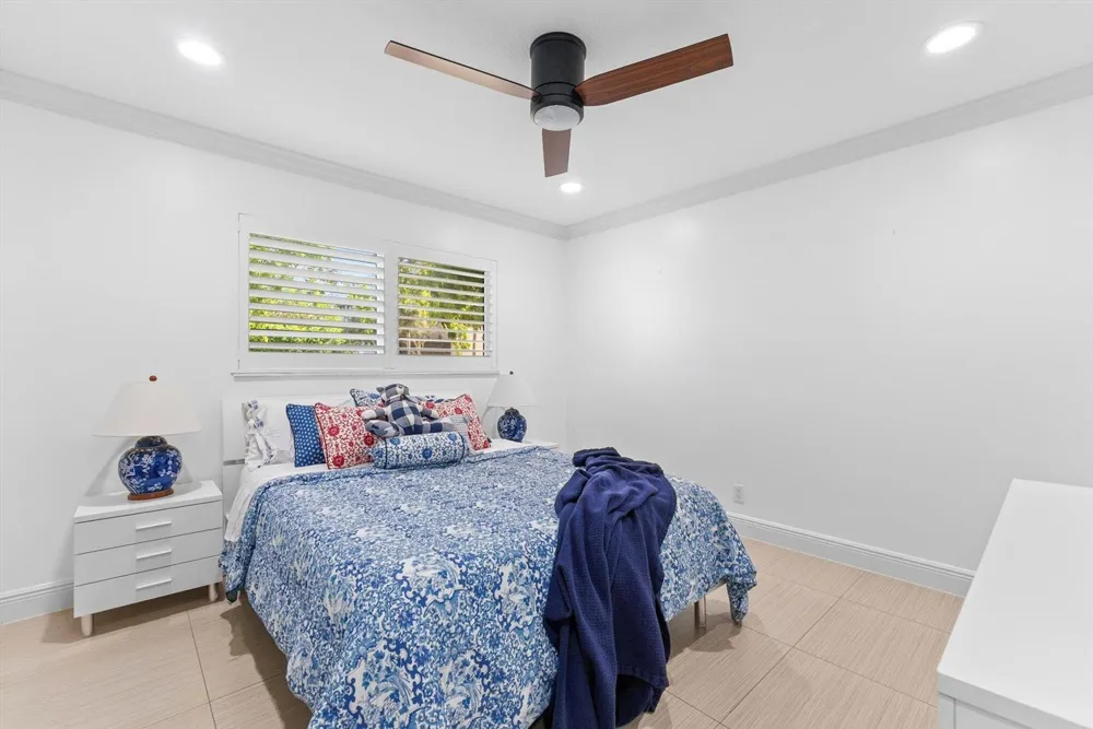 701 BUOY ROAD North Palm Beach, FL 33408