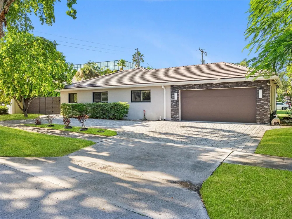 701 BUOY ROAD North Palm Beach, FL 33408