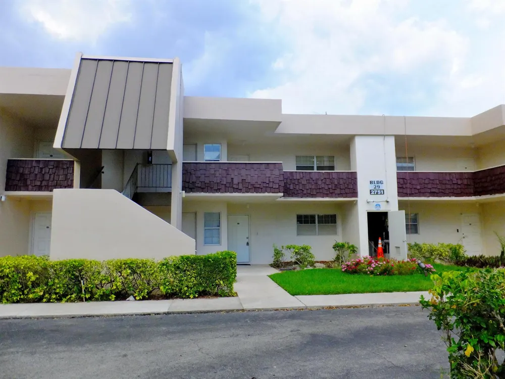 2751 S Palm Aire Drive #107 Pompano Beach, FL 33069