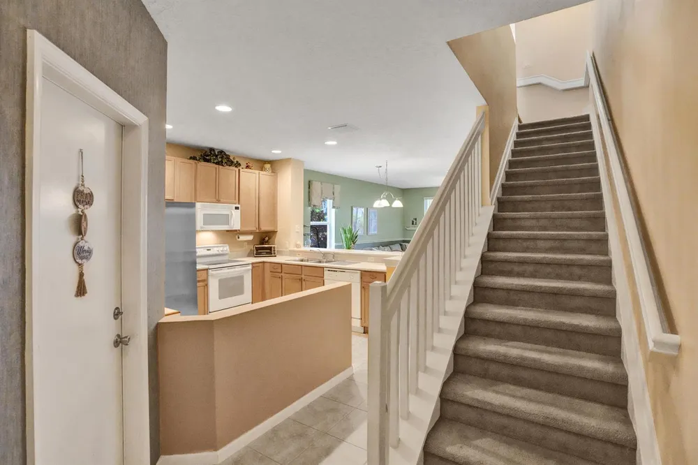 8055 BELLAGIO LANE Boynton Beach, FL 33472