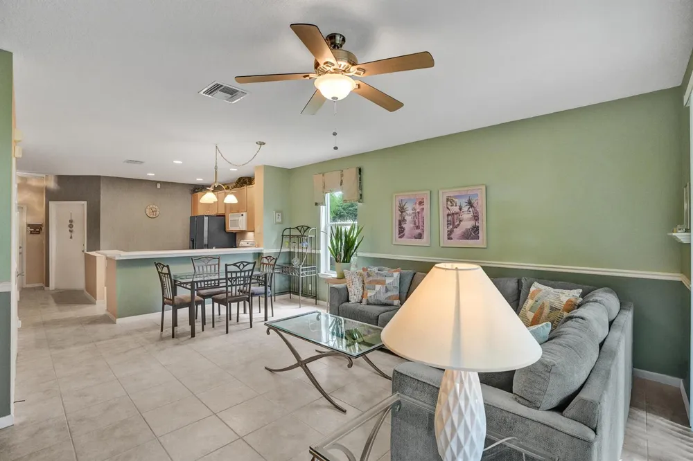 8055 BELLAGIO LANE Boynton Beach, FL 33472
