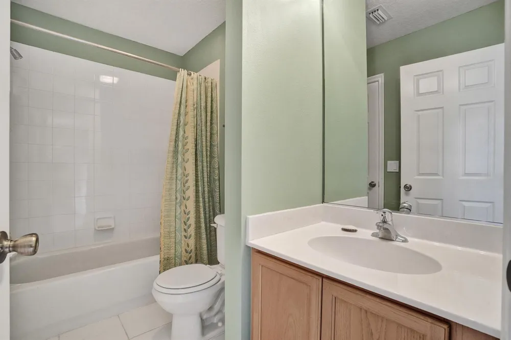 8055 BELLAGIO LANE Boynton Beach, FL 33472