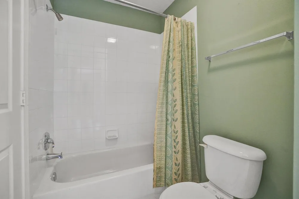 8055 BELLAGIO LANE Boynton Beach, FL 33472