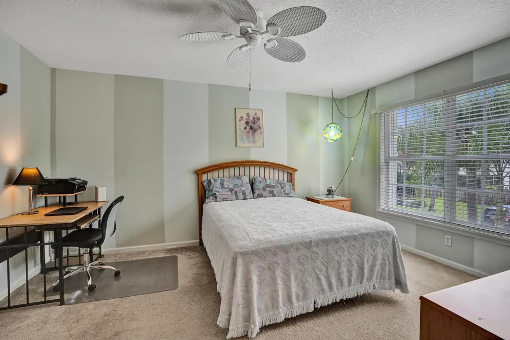 8055 BELLAGIO LANE Boynton Beach, FL 33472