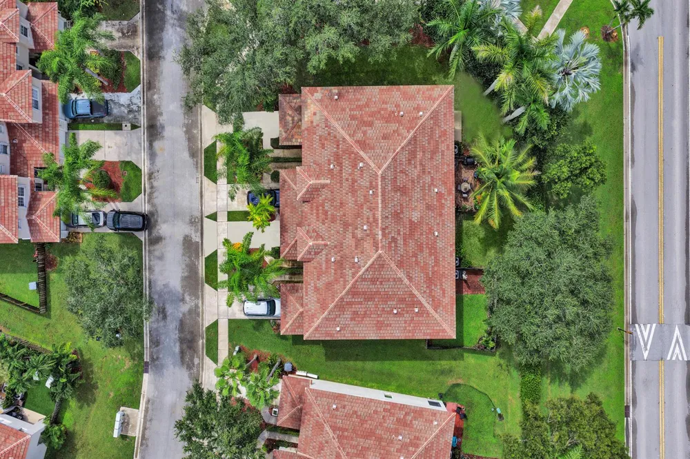 8055 BELLAGIO LANE Boynton Beach, FL 33472