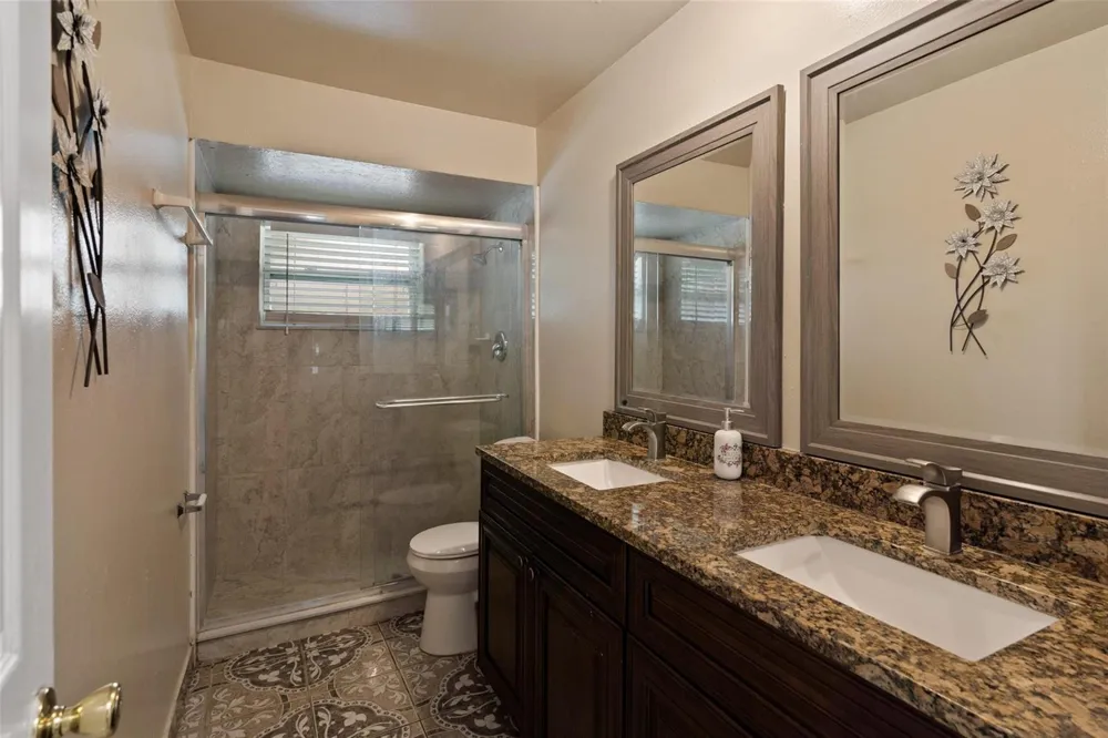 418 DECLARATION DRIVE Orlando, FL 32809