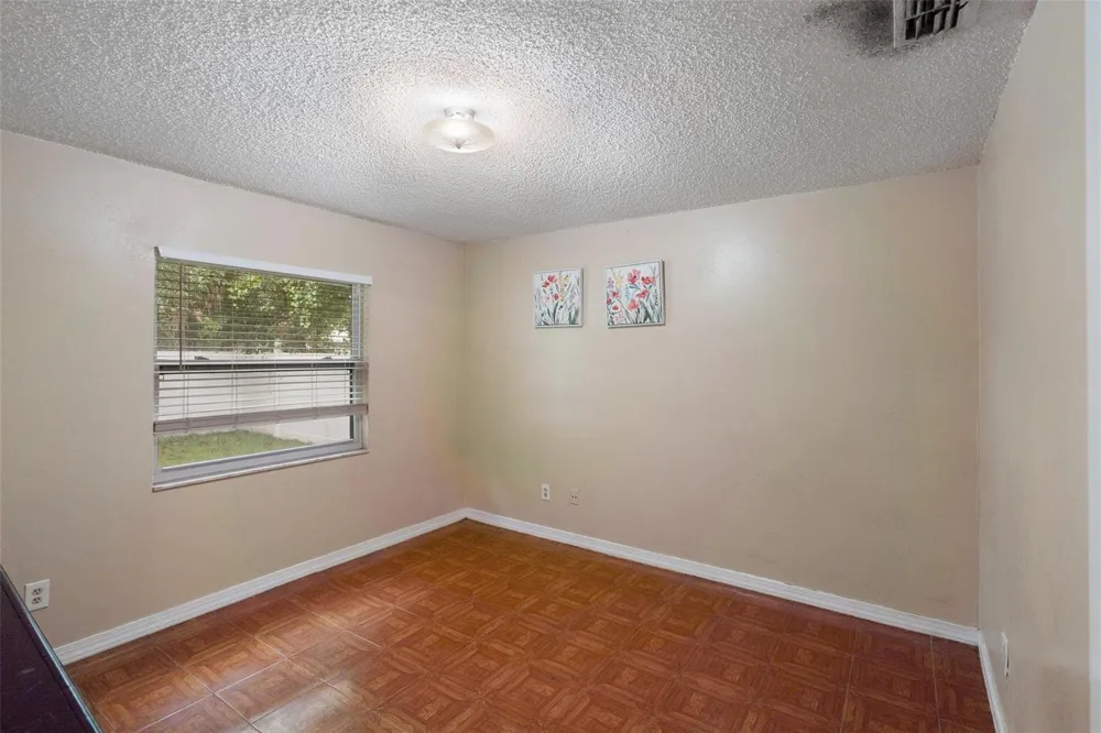 418 DECLARATION DRIVE Orlando, FL 32809