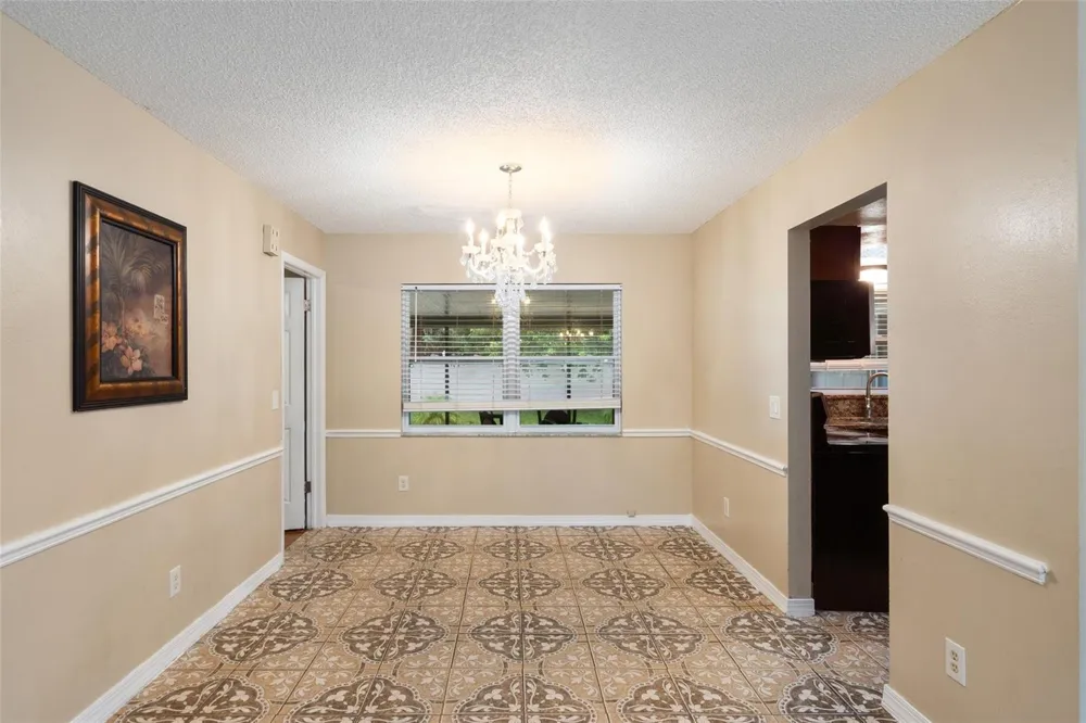 418 DECLARATION DRIVE Orlando, FL 32809
