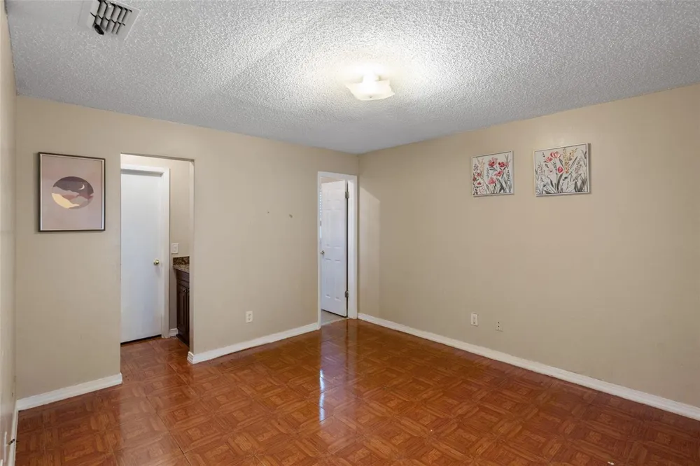 418 DECLARATION DRIVE Orlando, FL 32809