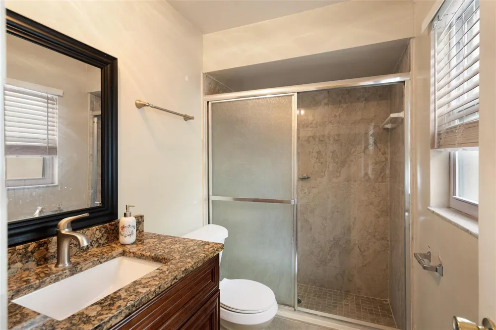 418 DECLARATION DRIVE Orlando, FL 32809