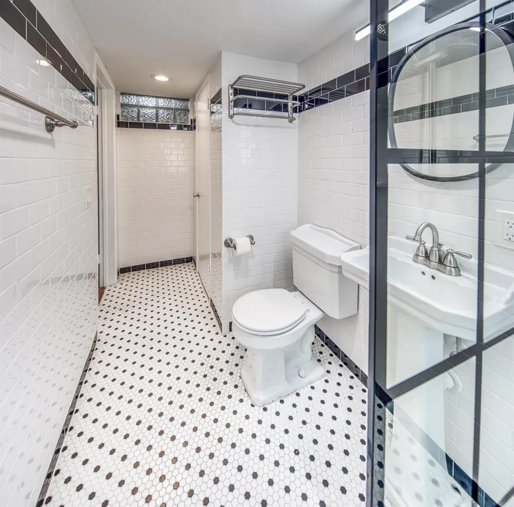 702 FEDERAL Highway #A1 