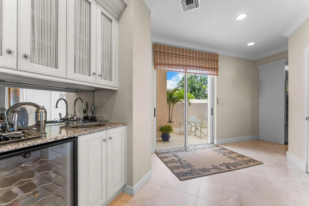 11100 Turtle Beach Road #102 North Palm Beach, FL 33408