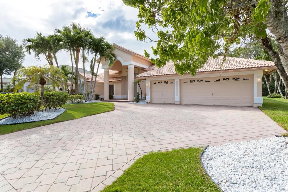 15683 CYPRESS PARK DRIVE Wellington, FL 33414