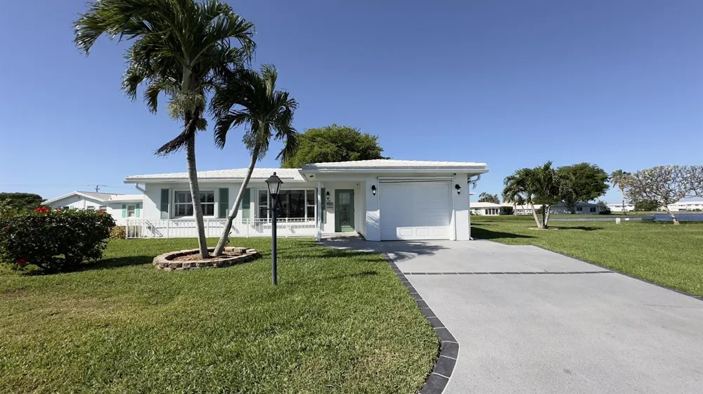 1108 W OCEAN AVENUE Boynton Beach, FL 33426