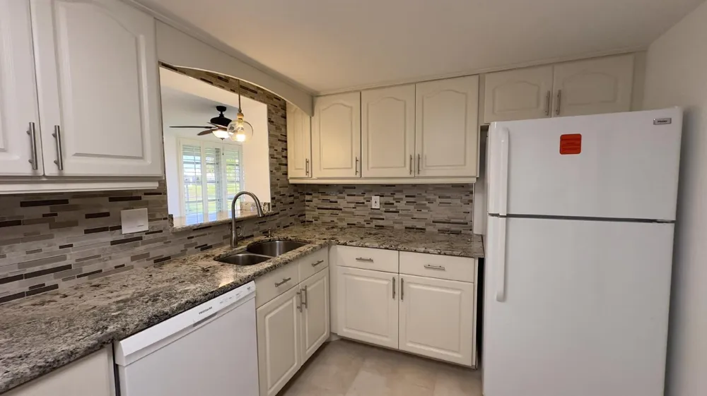 1108 W OCEAN AVENUE Boynton Beach, FL 33426