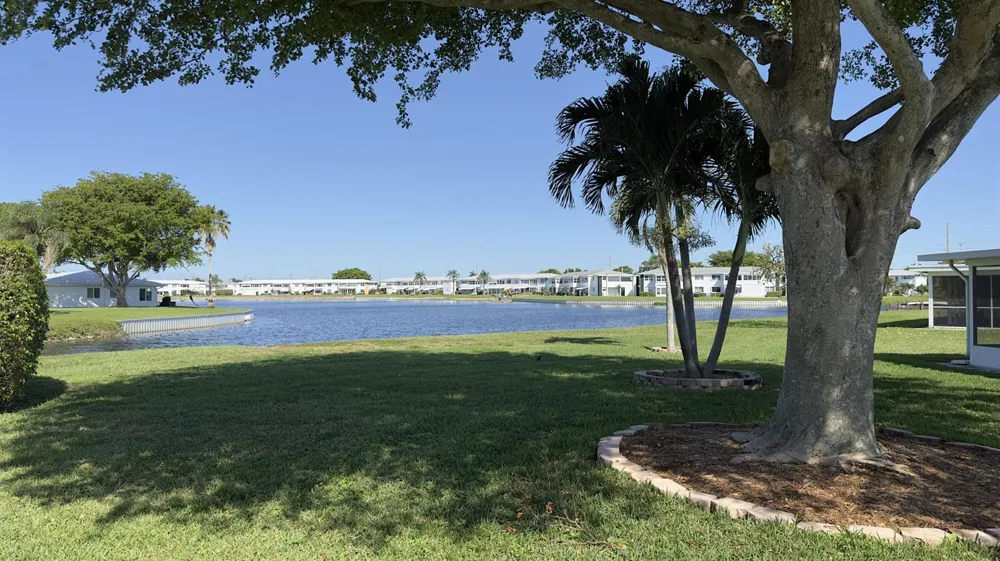 1108 W OCEAN AVENUE Boynton Beach, FL 33426