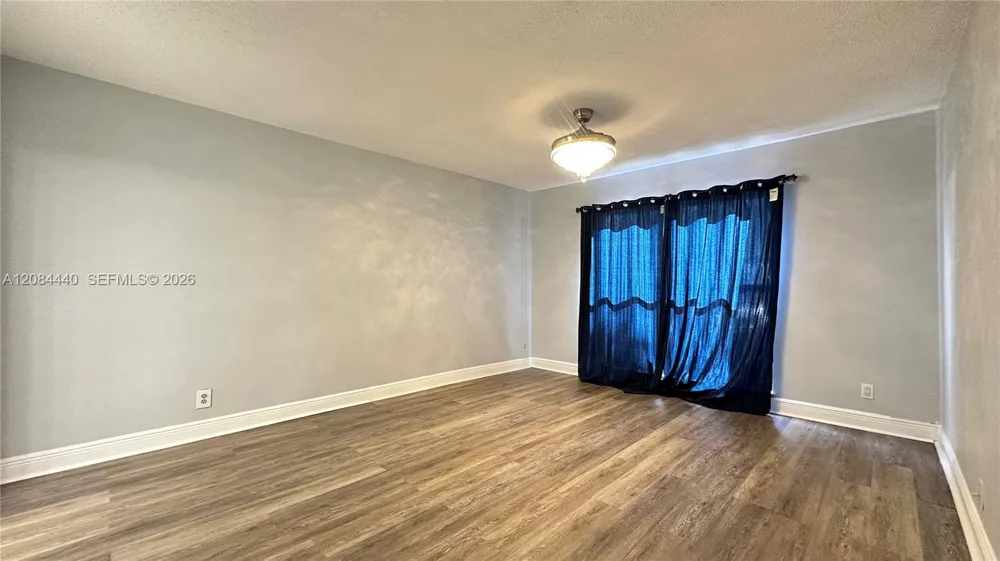 566 SW 20th Ct #5 Delray Beach, FL 33445
