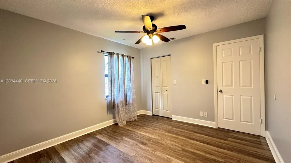 566 SW 20th Ct #5 Delray Beach, FL 33445