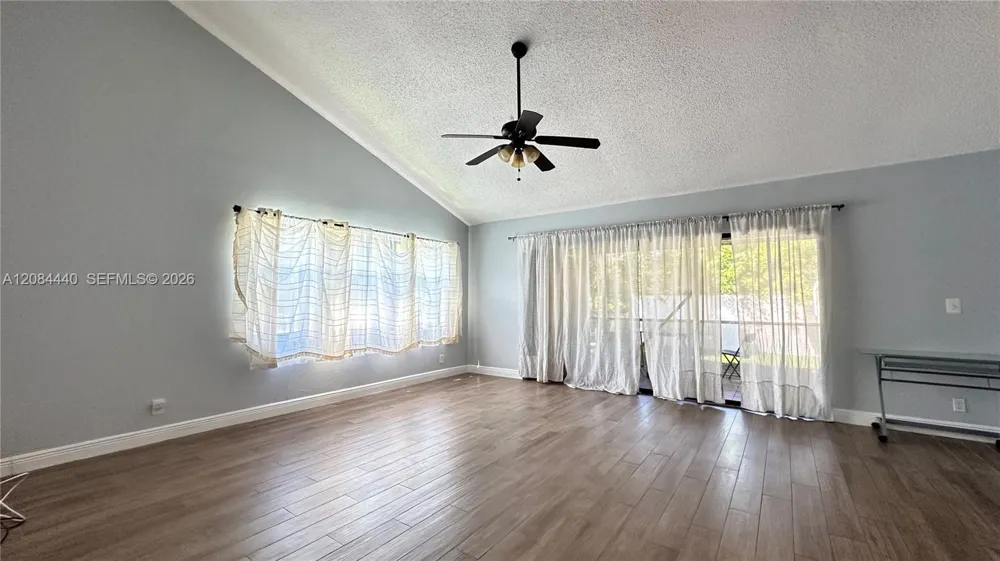 566 SW 20th Ct #5 Delray Beach, FL 33445