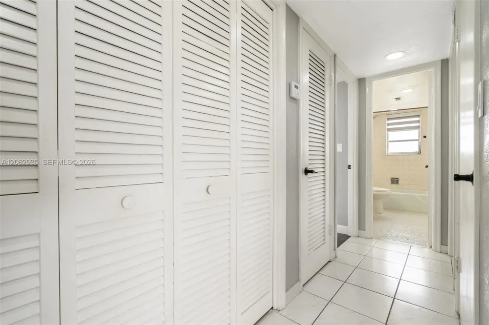1811 Jefferson St #601 Hollywood, FL 33020