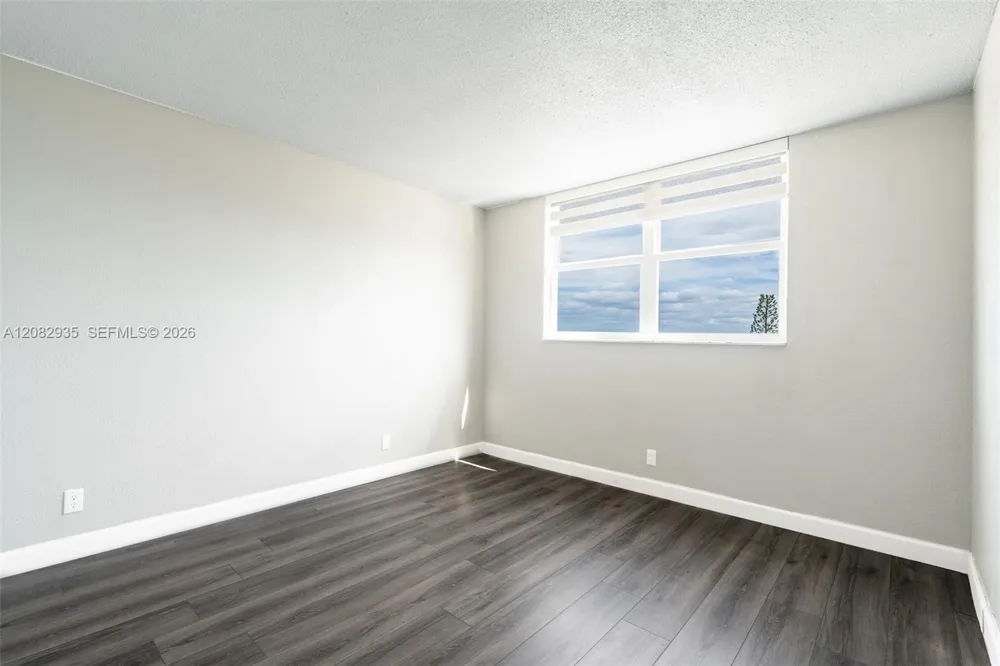 1811 Jefferson St #601 Hollywood, FL 33020