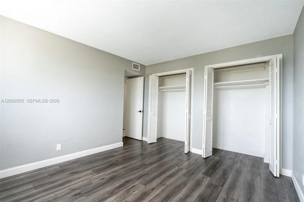1811 Jefferson St #601 Hollywood, FL 33020
