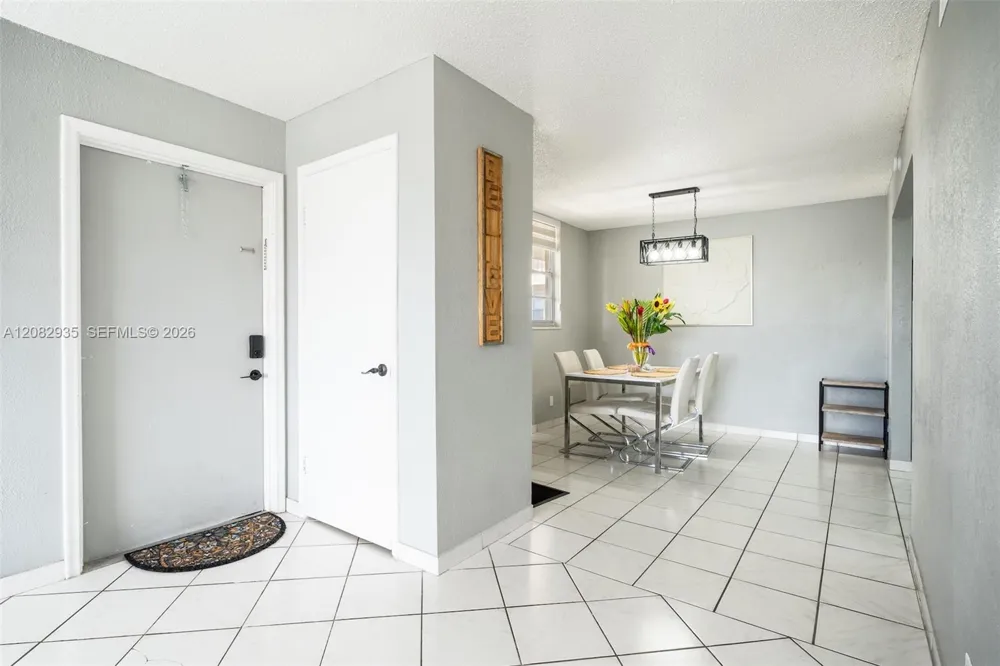 1811 Jefferson St #601 Hollywood, FL 33020