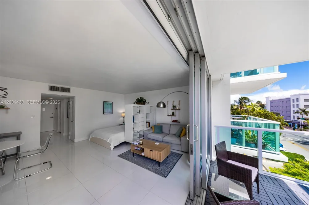 1000 West Ave #328 Miami Beach, FL 33139