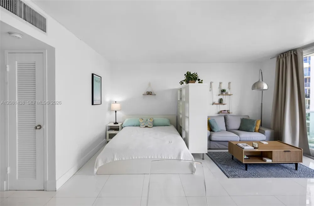 1000 West Ave #328 Miami Beach, FL 33139