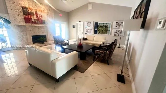 12400 Vista Isles Dr #1417 Sunrise, FL 33325