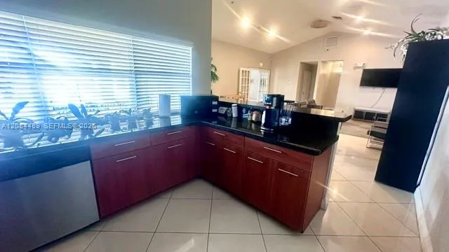 12400 Vista Isles Dr #1417 Sunrise, FL 33325