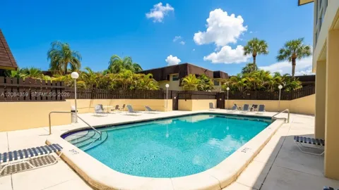 9100 SW 137th Ter #4-3