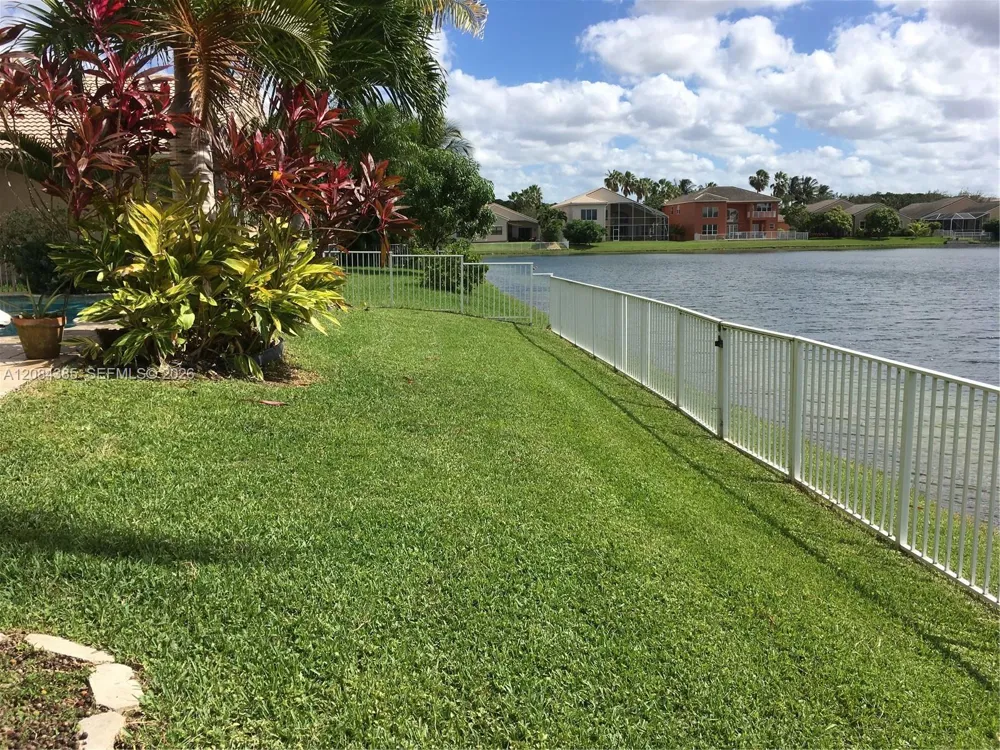18580 SW 44th St #1 Miramar, FL 33029