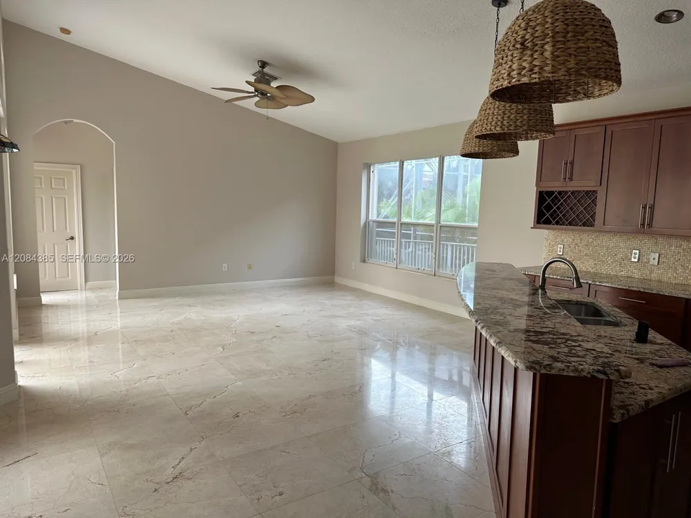 18580 SW 44th St #1 Miramar, FL 33029