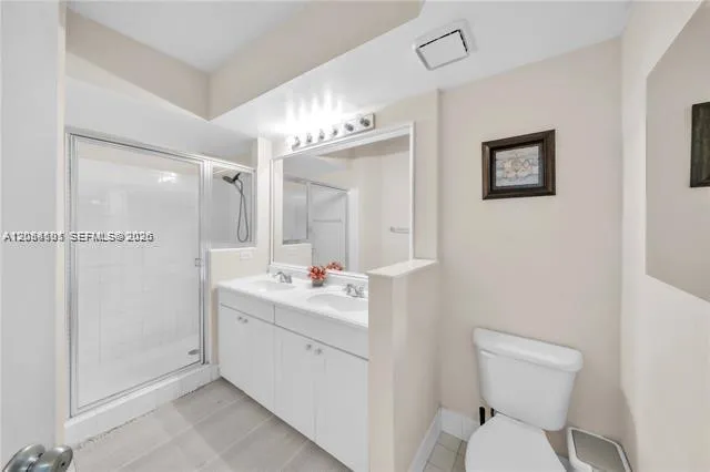 17145 Bay Rd #4304 Sunny Isles Beach, FL 33160