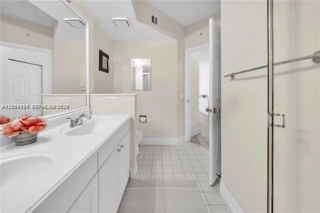 17145 Bay Rd #4304 Sunny Isles Beach, FL 33160