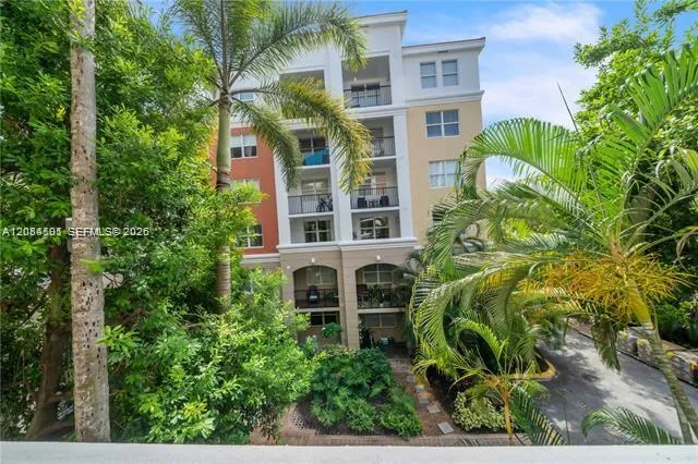 17145 Bay Rd #4304 Sunny Isles Beach, FL 33160