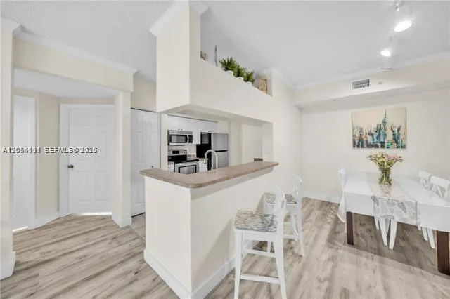 17145 Bay Rd #4304 Sunny Isles Beach, FL 33160