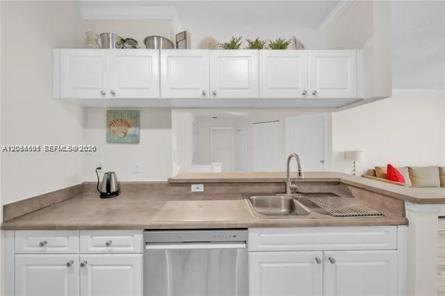 17145 Bay Rd #4304 Sunny Isles Beach, FL 33160