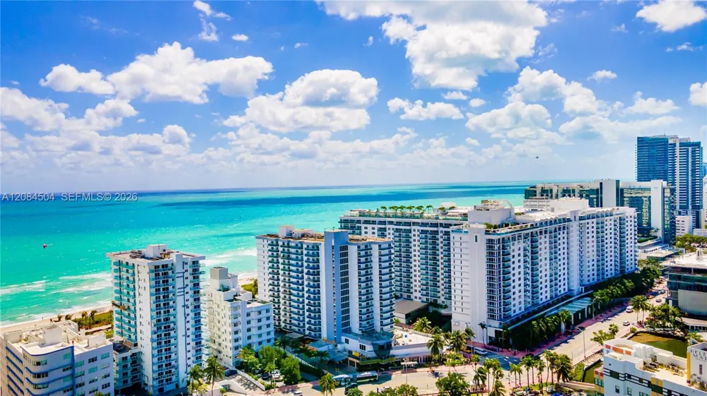 2401 Collins Ave #1112 Miami Beach, FL 33140