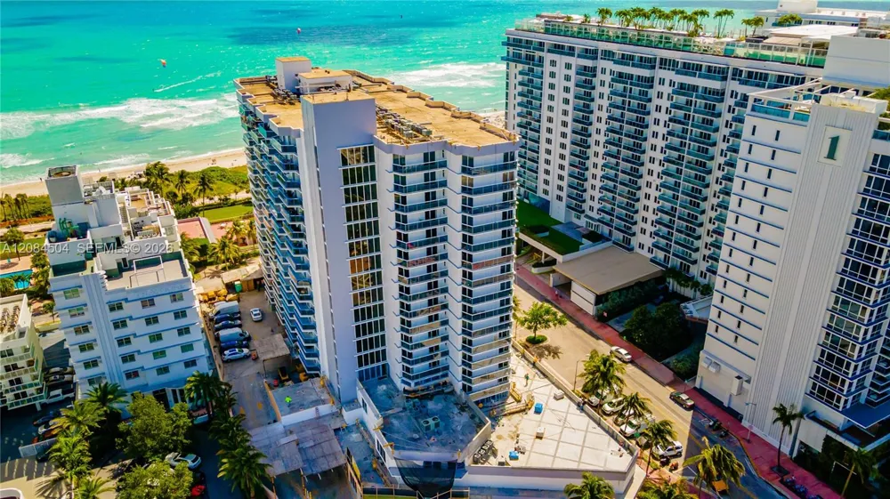2401 Collins Ave #1112 Miami Beach, FL 33140