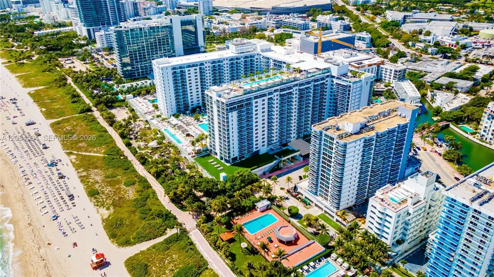 2401 Collins Ave #1112 Miami Beach, FL 33140